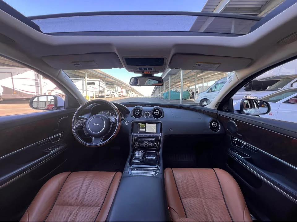 2017 Jaguar X351 XJ - Image 10 of 20