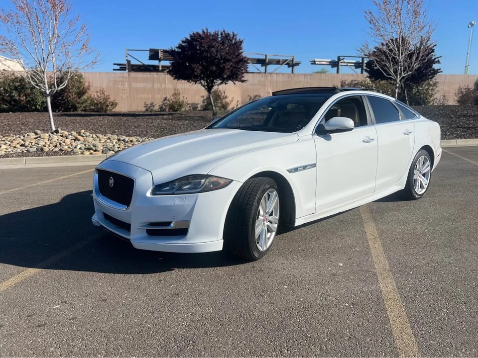 2017 Jaguar X351 XJ - Image 2 of 20