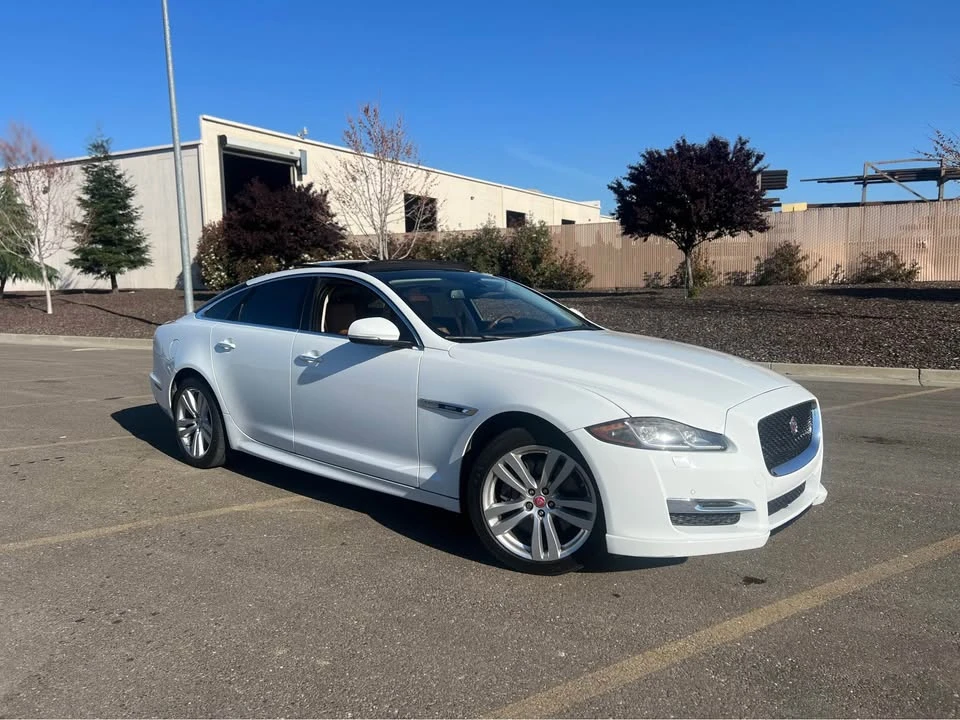 2017 Jaguar X351 XJ - Image 8 of 20
