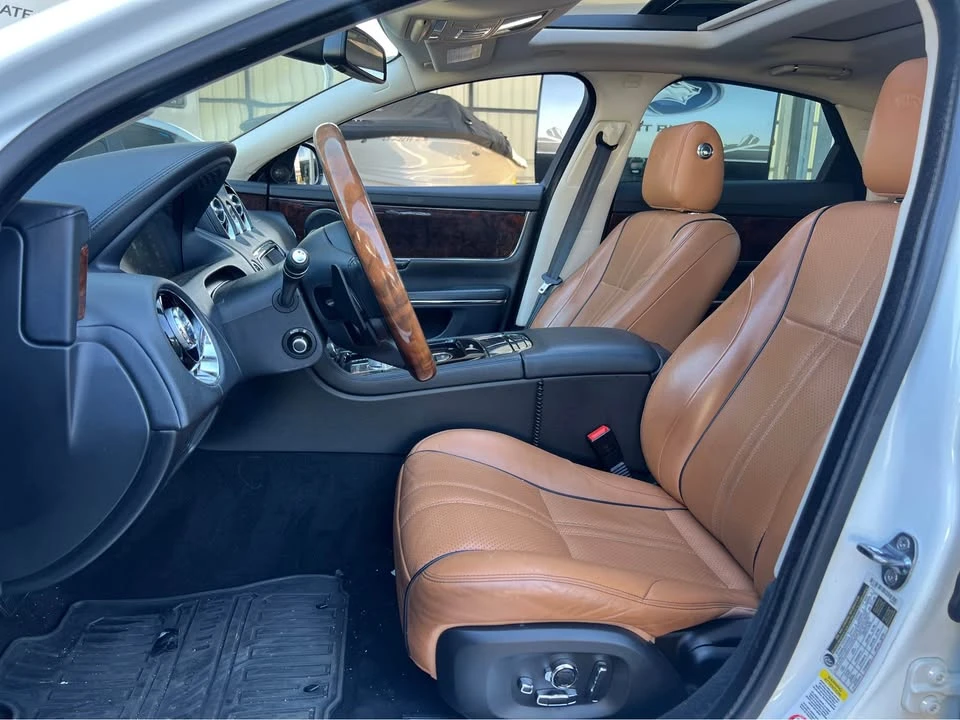2017 Jaguar X351 XJ - Image 11 of 20