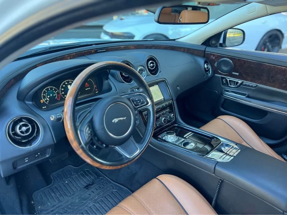 2017 Jaguar X351 XJ - Image 12 of 20