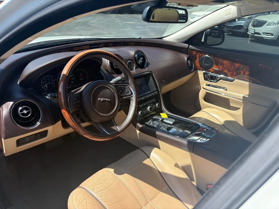 2017 Jaguar X351 XJ - Image 9 of 20