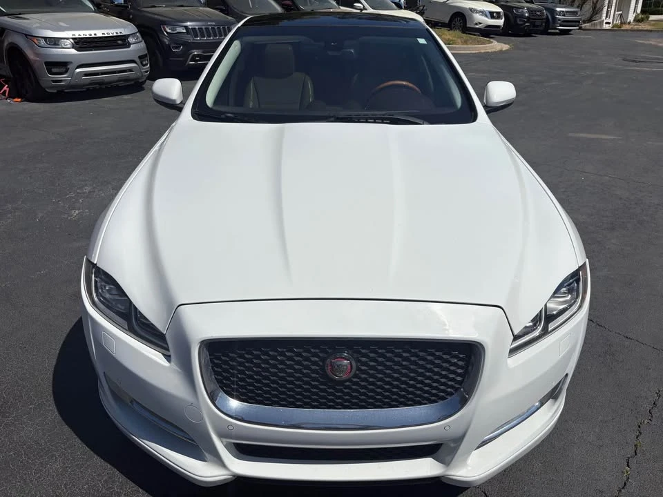 2017 Jaguar X351 XJ - Image 8 of 20