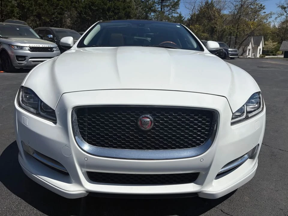 2017 Jaguar X351 XJ - Image 7 of 20