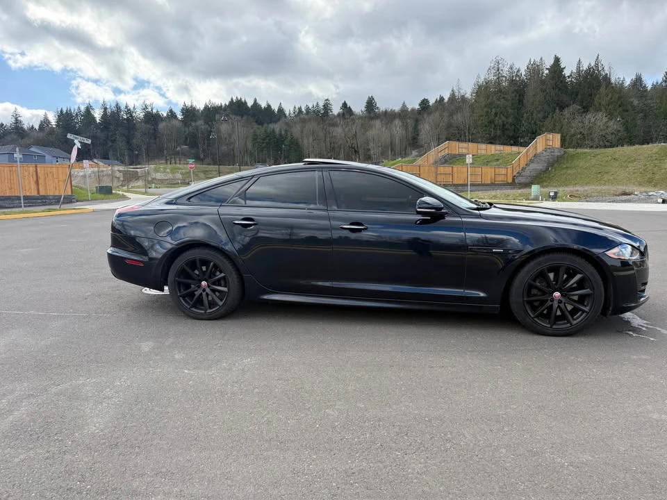2017 Jaguar X351 XJ - Image 3 of 12