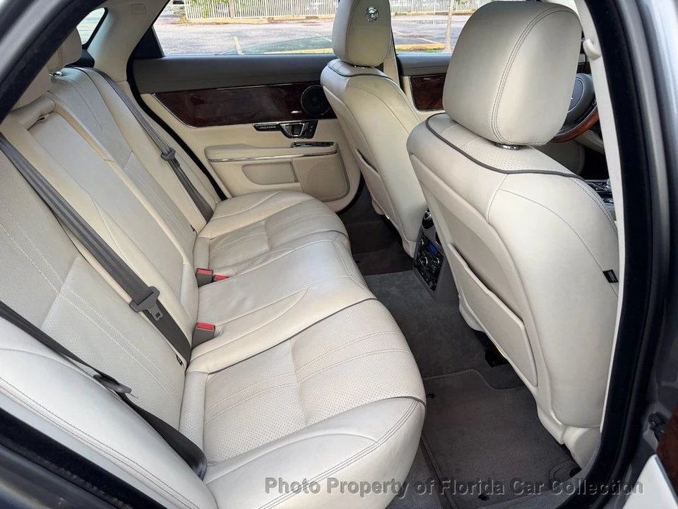 2017 Jaguar X351 XJ - Image 9 of 12