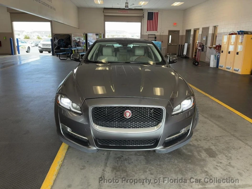 2017 Jaguar X351 XJ - Image 7 of 12