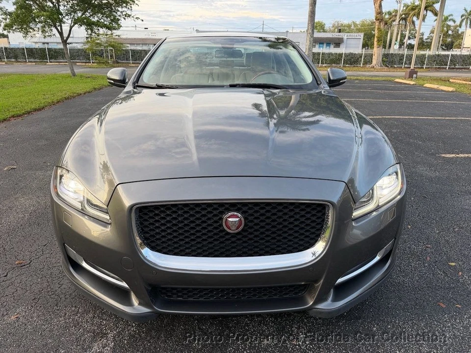 2017 Jaguar X351 XJ - Image 5 of 12