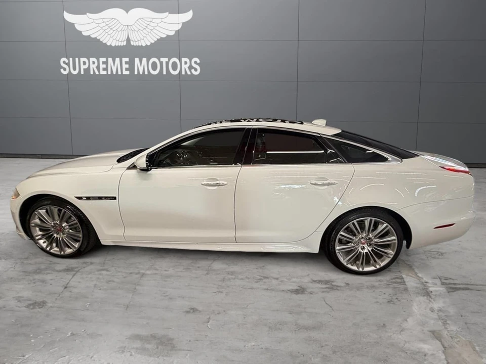 2017 Jaguar X351 XJ - Image 8 of 21