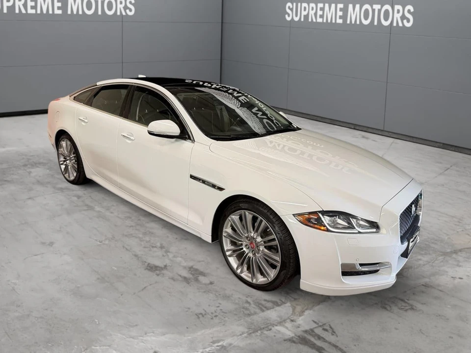 2017 Jaguar X351 XJ - Image 2 of 21