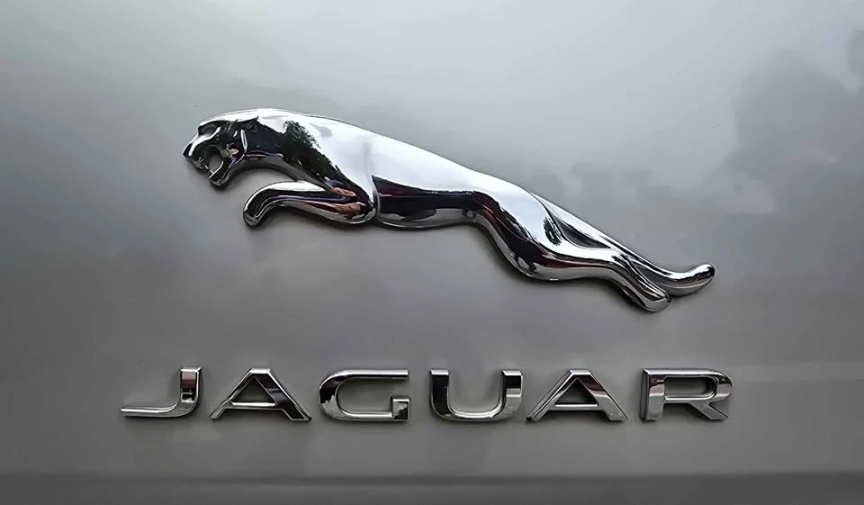 2017 Jaguar X351 XJ - Image 8 of 20