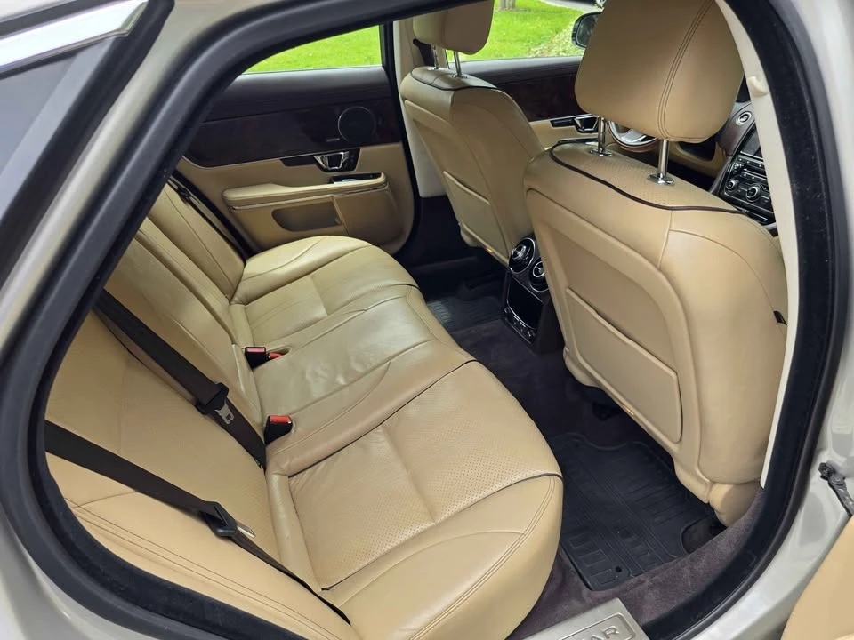 2017 Jaguar X351 XJ - Image 13 of 20