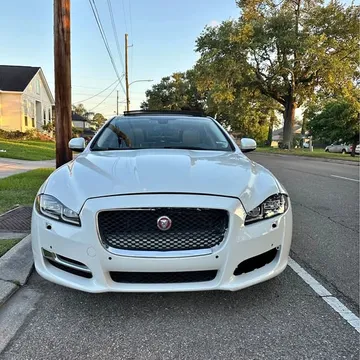 2017 Jaguar XJ R-Sport
