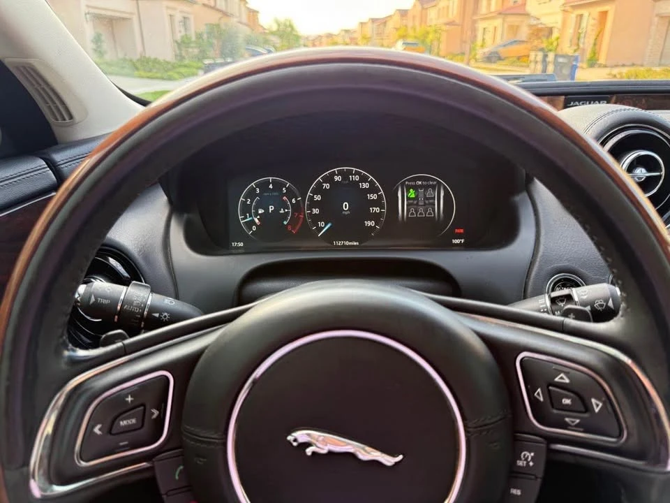 2017 Jaguar X351 XJ - Image 10 of 16