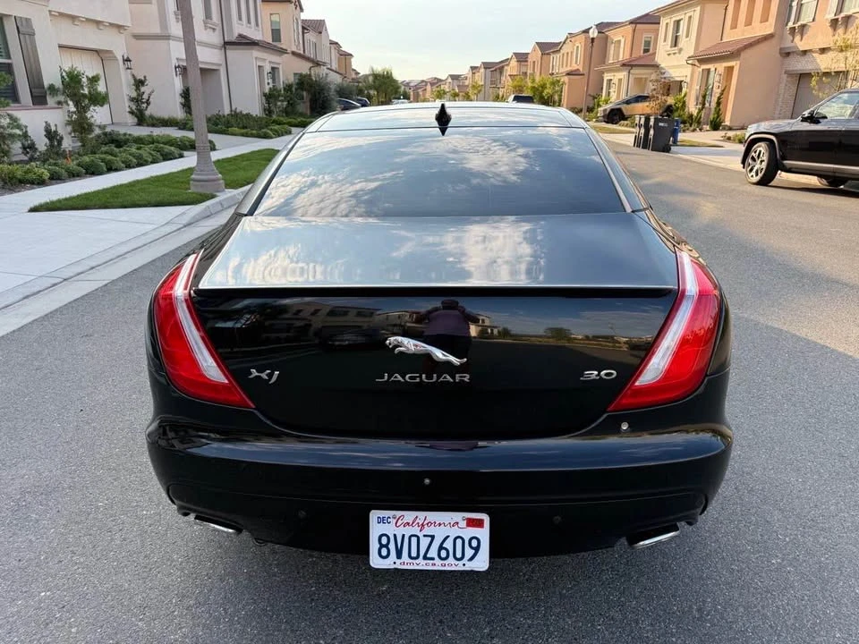2017 Jaguar X351 XJ - Image 8 of 16