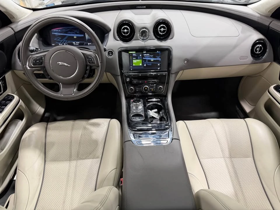 2017 Jaguar X351 XJ - Image 10 of 19