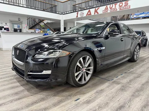 2017 Jaguar XJ XJ R-Sport Sedan 4D