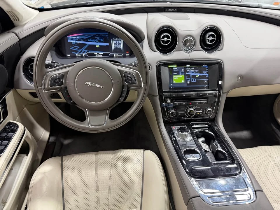2017 Jaguar X351 XJ - Image 9 of 19