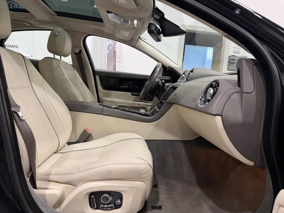 2017 Jaguar X351 XJ - Image 12 of 19