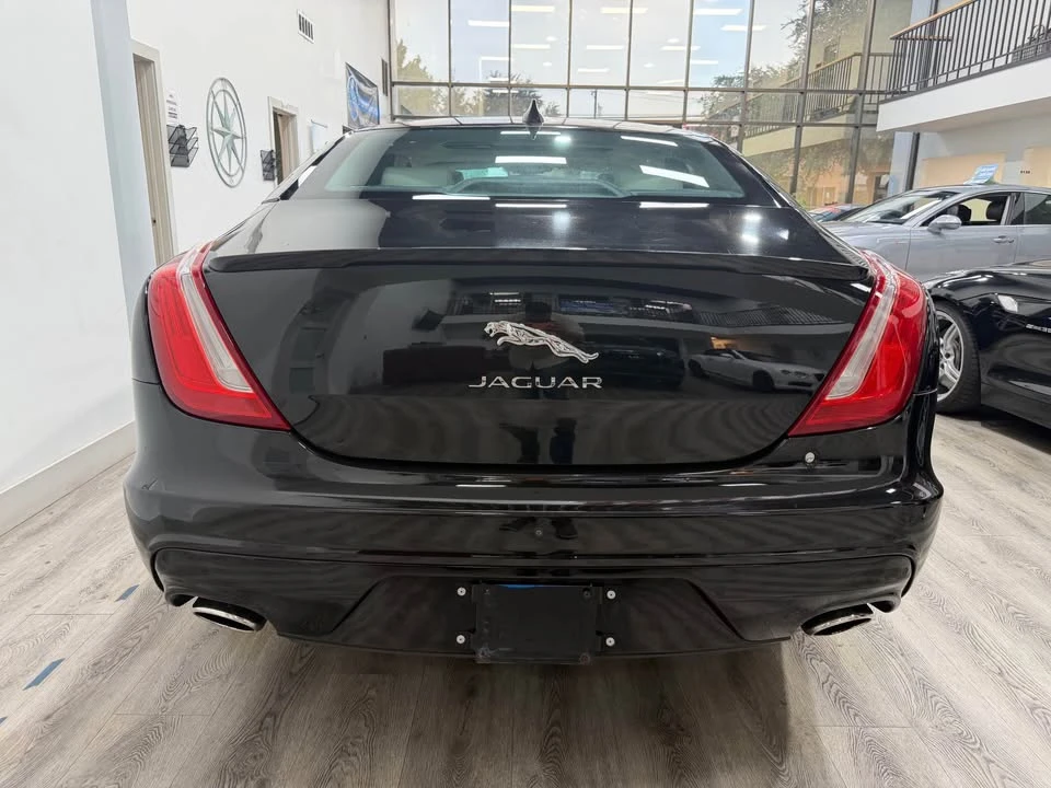 2017 Jaguar X351 XJ - Image 6 of 19