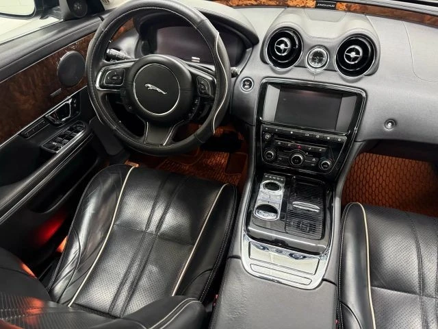 2017 Jaguar X351 XJ - Image 10 of 12