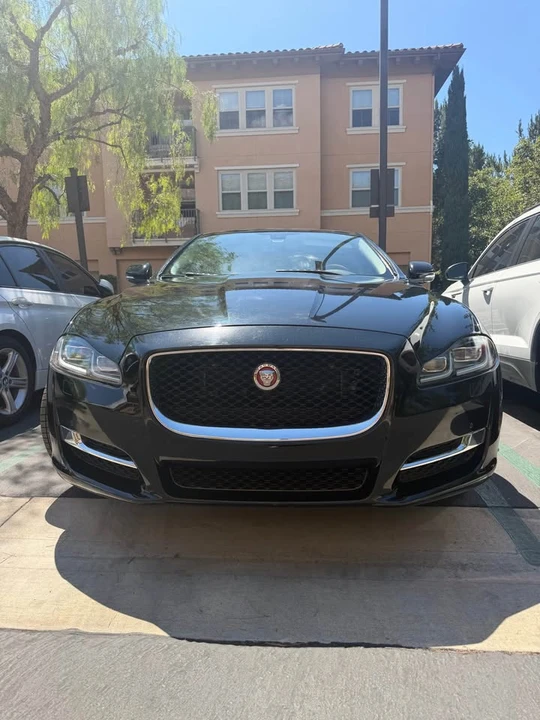 2017 Jaguar X351 XJ - Image 2 of 9