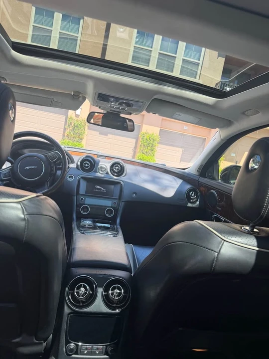 2017 Jaguar X351 XJ - Image 7 of 9