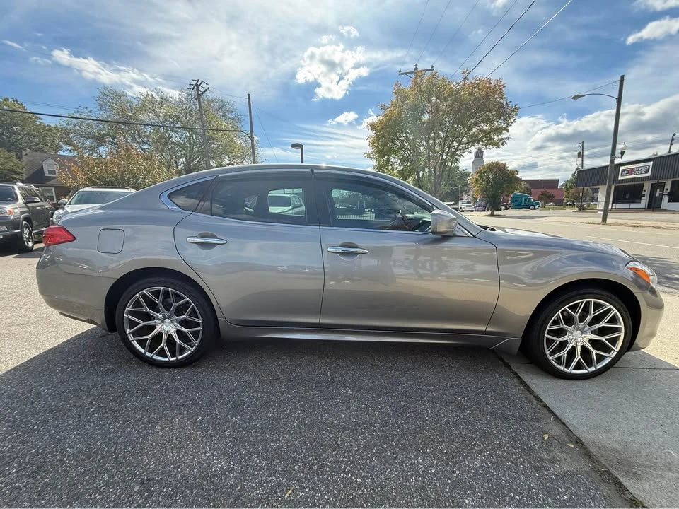 2017 Jaguar X351 XJ - Image 9 of 14