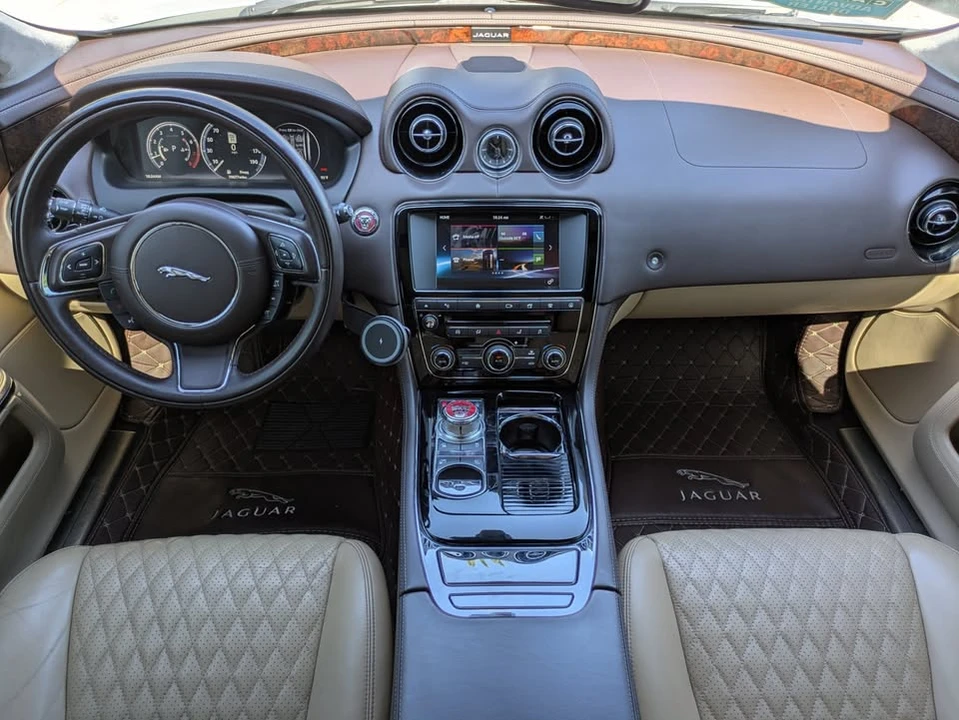 2017 Jaguar X351 XJ - Image 9 of 20