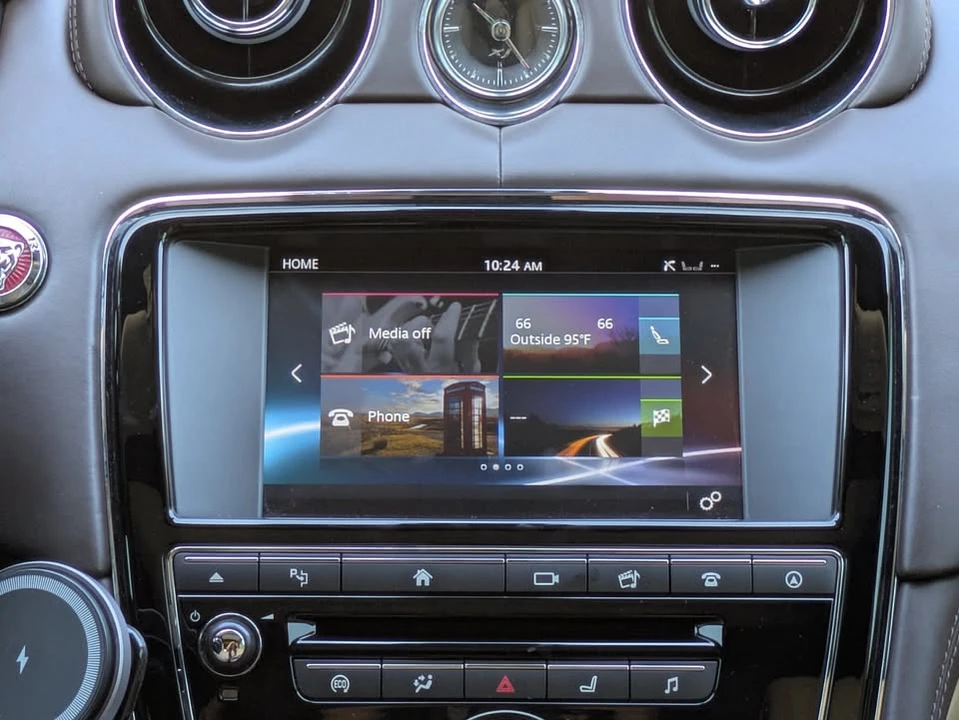 2017 Jaguar X351 XJ - Image 14 of 20