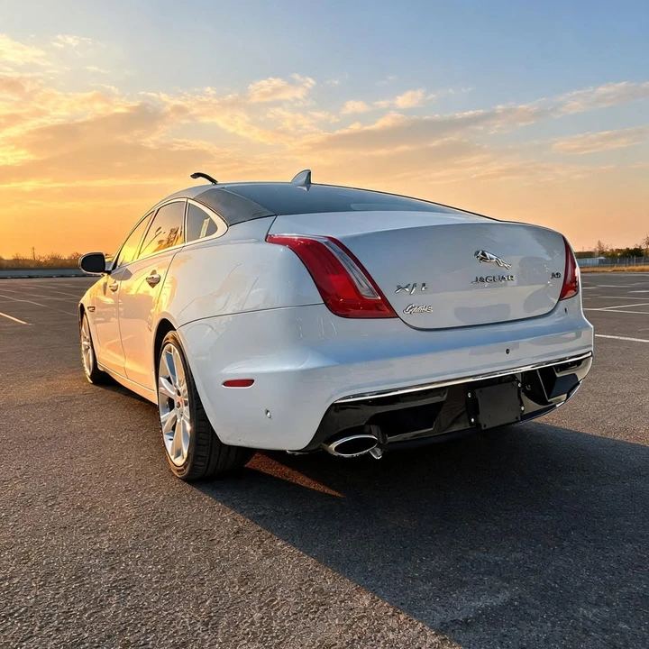 2017 Jaguar X351 XJ - Image 6 of 20