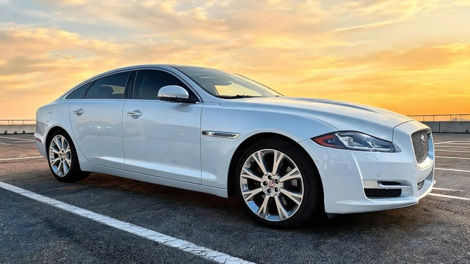 2017 Jaguar X351 XJ - Image 2 of 20