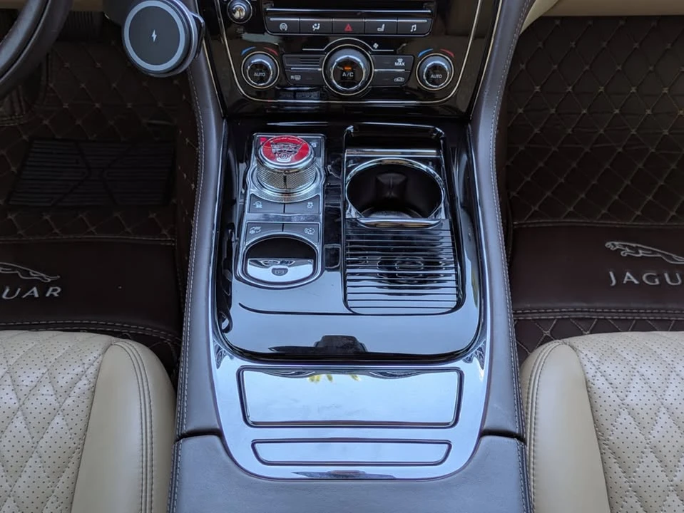2017 Jaguar X351 XJ - Image 15 of 20
