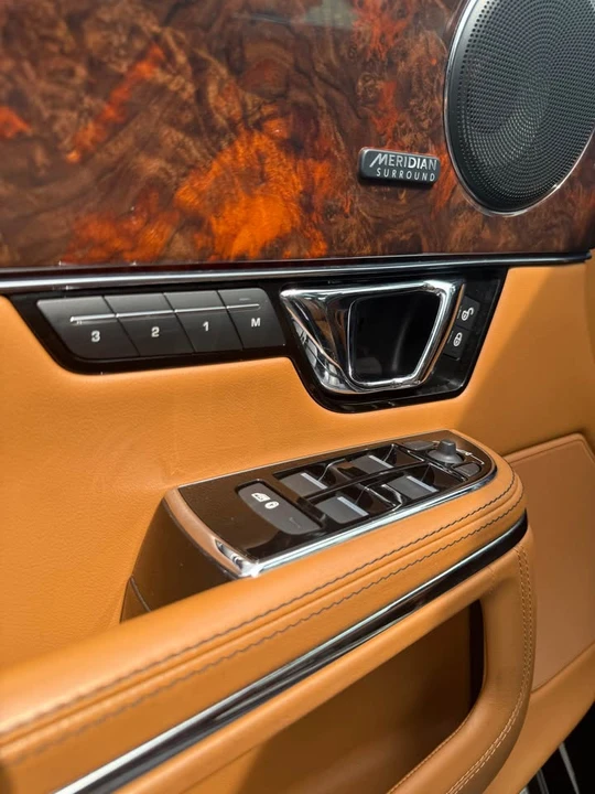 2017 Jaguar X351 XJ - Image 13 of 20