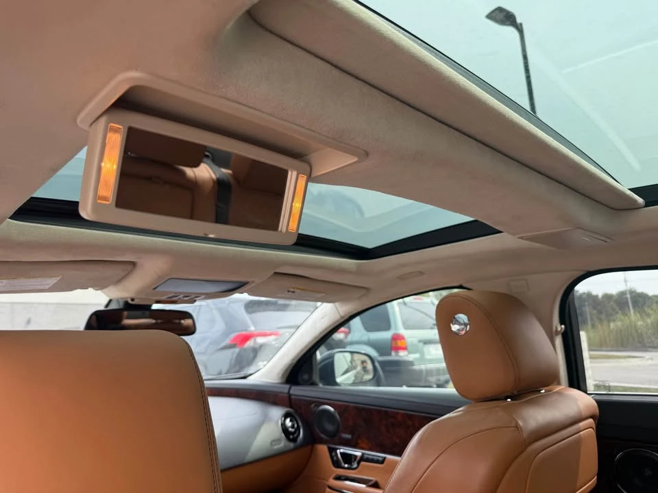 2017 Jaguar X351 XJ - Image 8 of 20