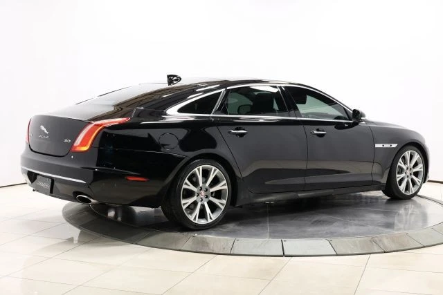 2017 Jaguar X351 XJ - Image 4 of 12