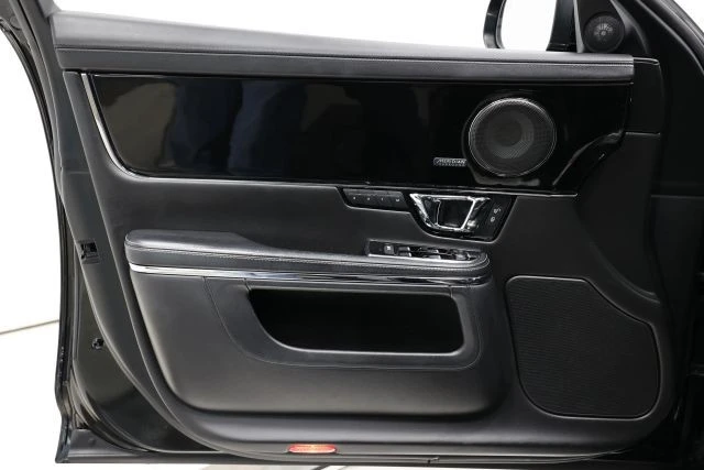2017 Jaguar X351 XJ - Image 9 of 12