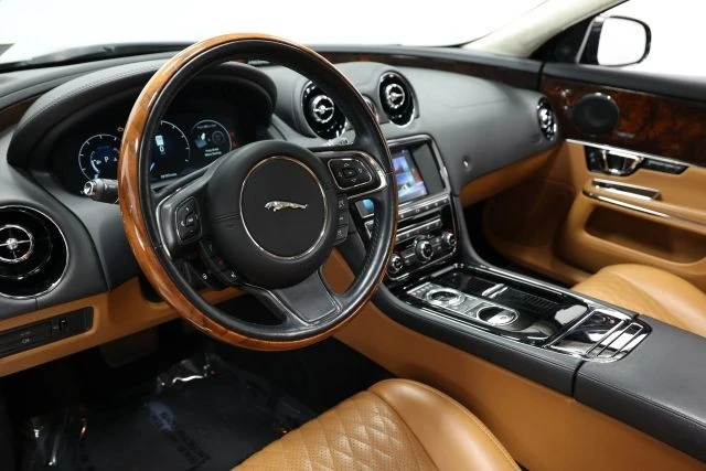 2017 Jaguar X351 XJ - Image 2 of 12
