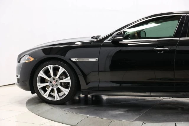 2017 Jaguar X351 XJ - Image 8 of 12