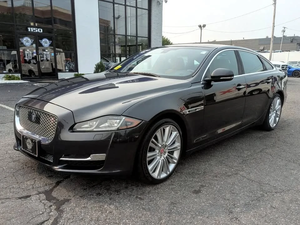 2017 Jaguar X351 XJ - Image 5 of 21