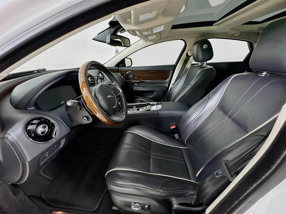 2017 Jaguar X351 XJR - Image 16 of 20