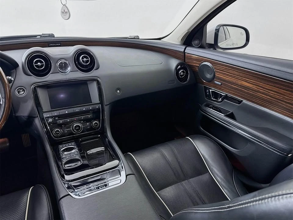 2017 Jaguar X351 XJR - Image 15 of 20