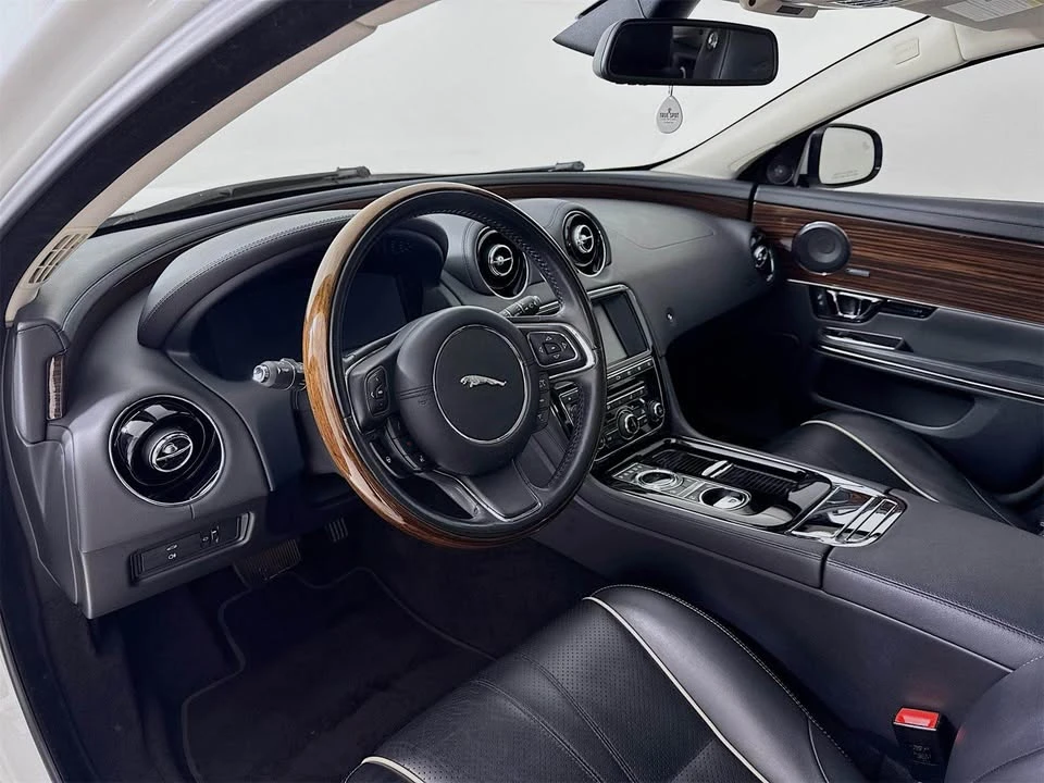 2017 Jaguar X351 XJR - Image 7 of 20