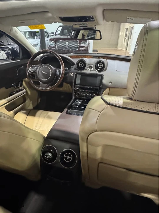 2017 Jaguar X351 XJR - Image 6 of 10
