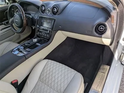 2017 Jaguar X351 XJ - Image 10 of 13