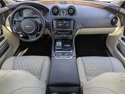 2017 Jaguar X351 XJ - Image 9 of 13