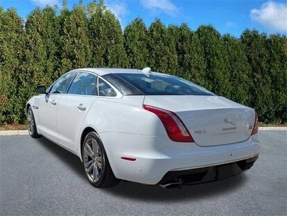2017 Jaguar X351 XJ - Image 3 of 13
