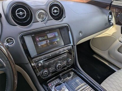2017 Jaguar X351 XJ - Image 7 of 13