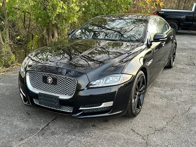 2017 Jaguar X351 XJ - Image 14 of 16