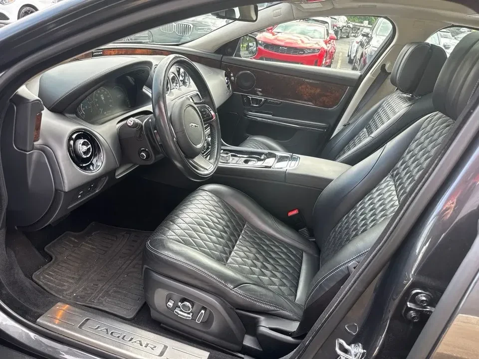 2017 Jaguar X351 XJ - Image 9 of 20